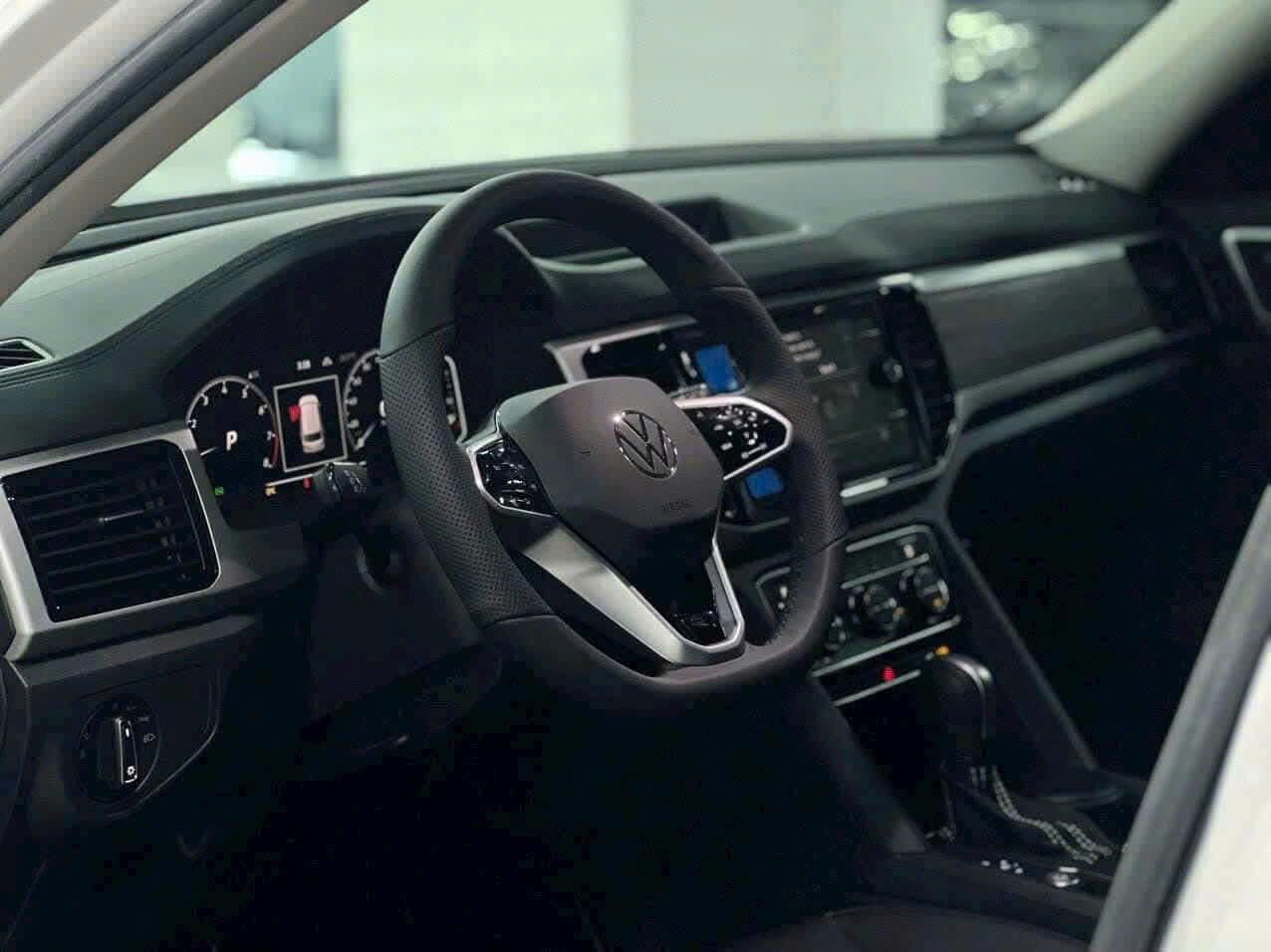 Volkswagen Teramont Limited ( 7 Chỗ )