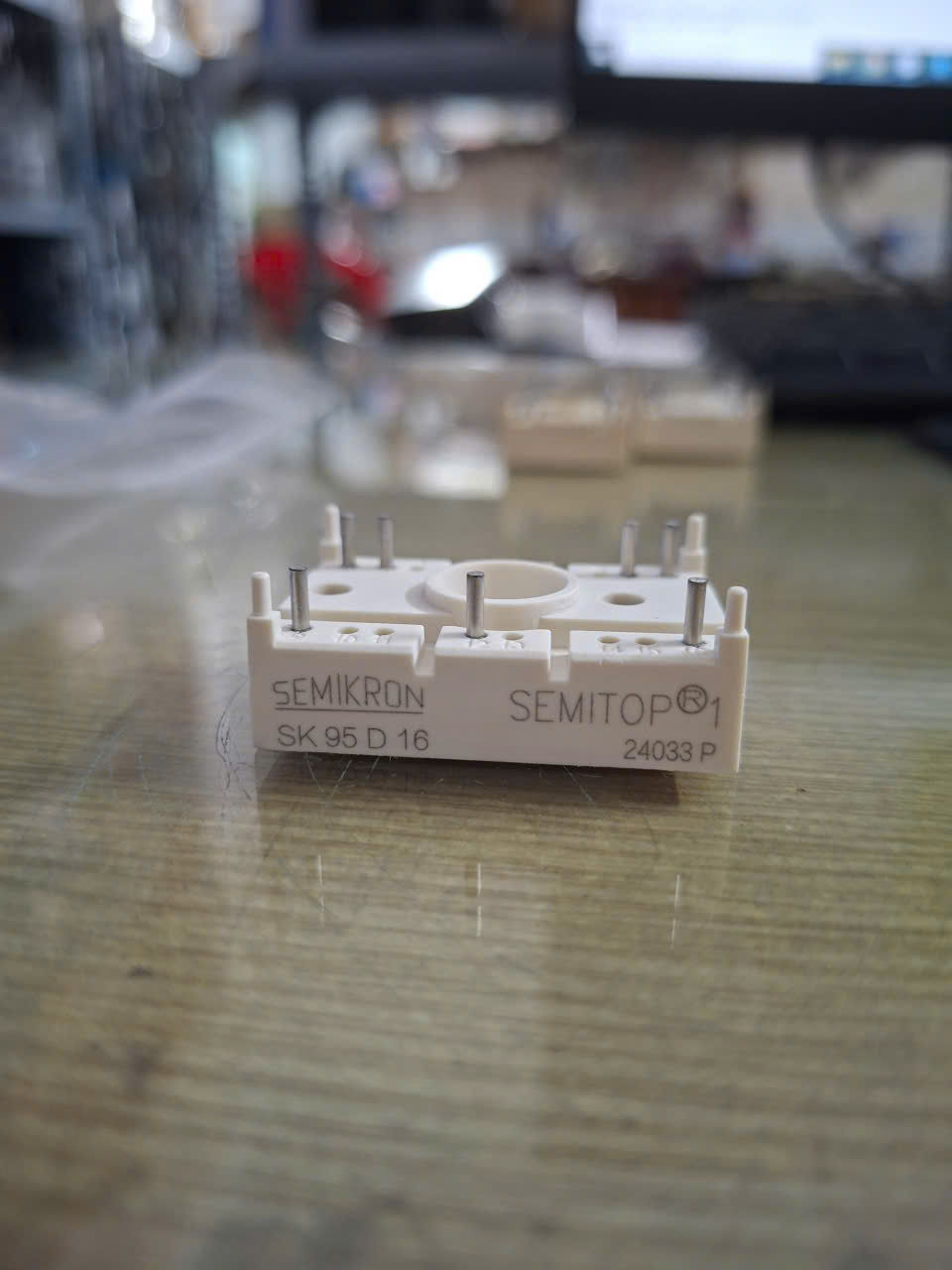 Đi ốt SK95D16 Semikron 95A 1600V