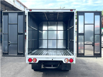 Xe Tải 2,5 Tấn KIA Frontier K250 Thùng Kín dài 3,5m và 4,5m Giá Lăn Bánh Mới Nhất