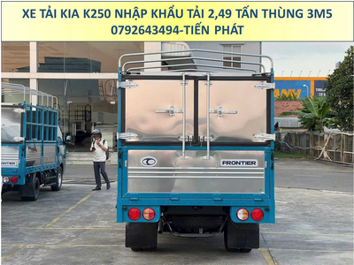 Xe Tải 2,5 Tấn KIA K250 Thùng Mui Bạt Thùng dài 3m5 4m5