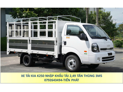 Xe Tải 2,5 Tấn KIA K250 Thùng Mui Bạt Thùng dài 3m5 4m5