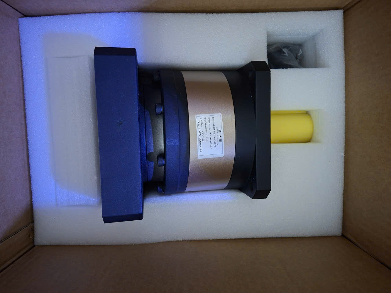 HỘP SỐ GIẢM TỐC SERVO 3KW 5KW TỈ LỆ 1/5 1/10 MỚI