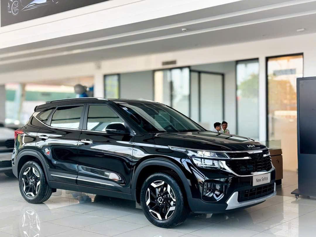 KIA New Seltos 1.5L AT