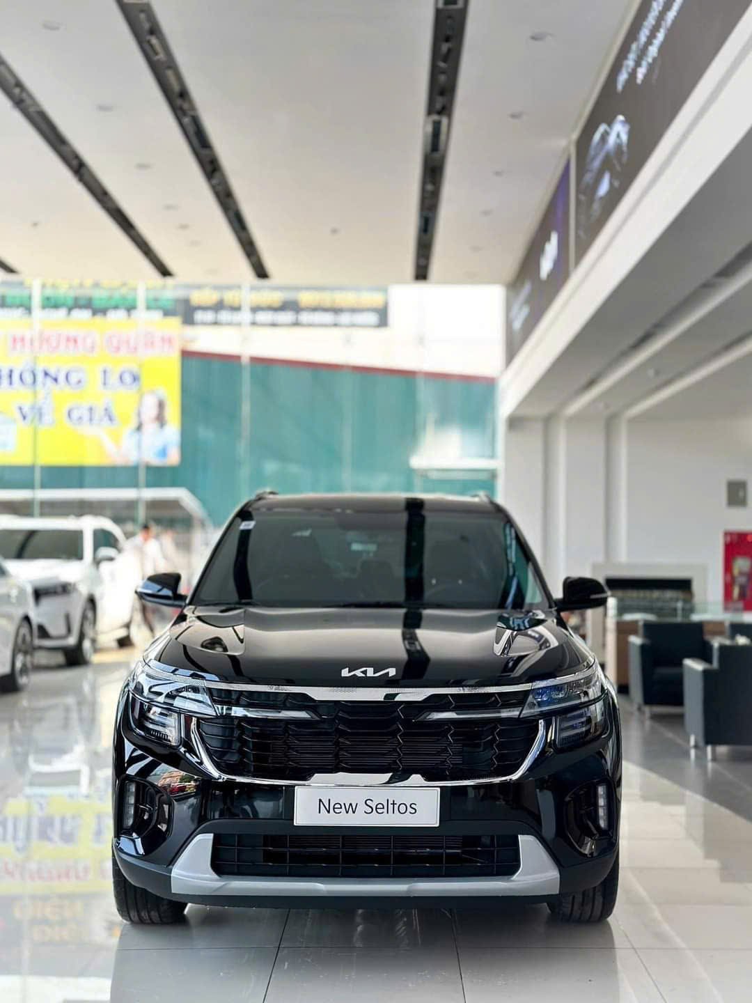 KIA New Seltos 1.5L AT