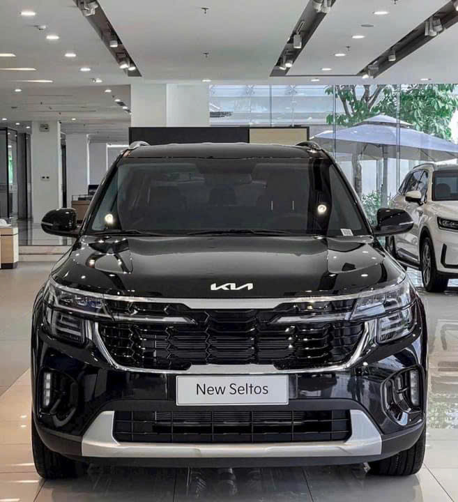 KIA New Seltos 1.5L AT