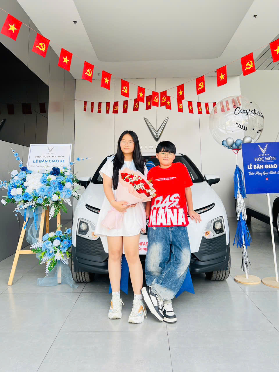 VINFAST HÓC MÔN SÀI GÒN - HÂN HẠNH ĐƯỢC BÀN GIAO 1 XE VINFAST VF5 PLUS VỀ VỚI GIA ĐÌNH ANH ĐỨC - CHỊ TRINH