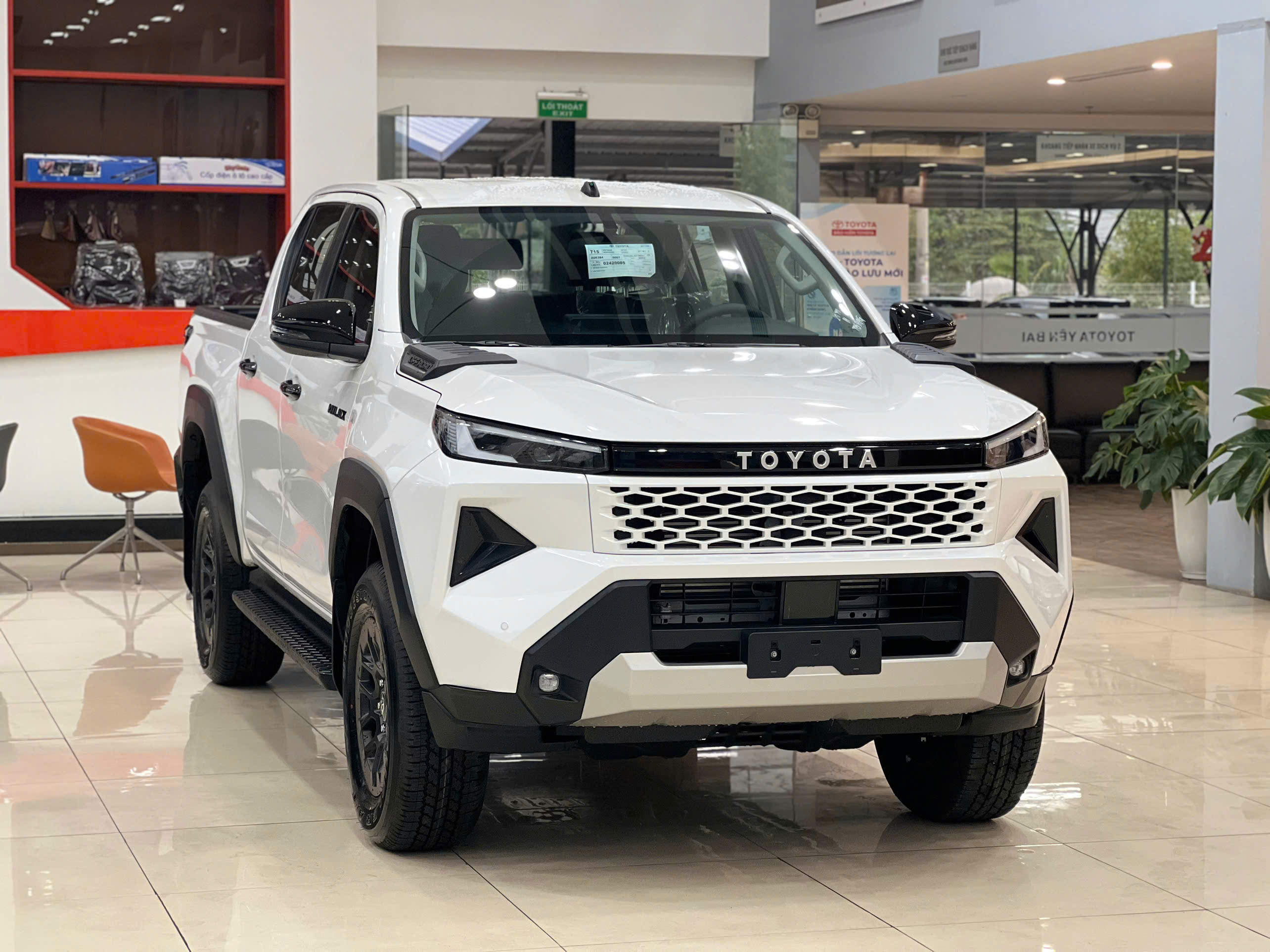 Toyota Hilux Pro 2.8L 4x2 AT