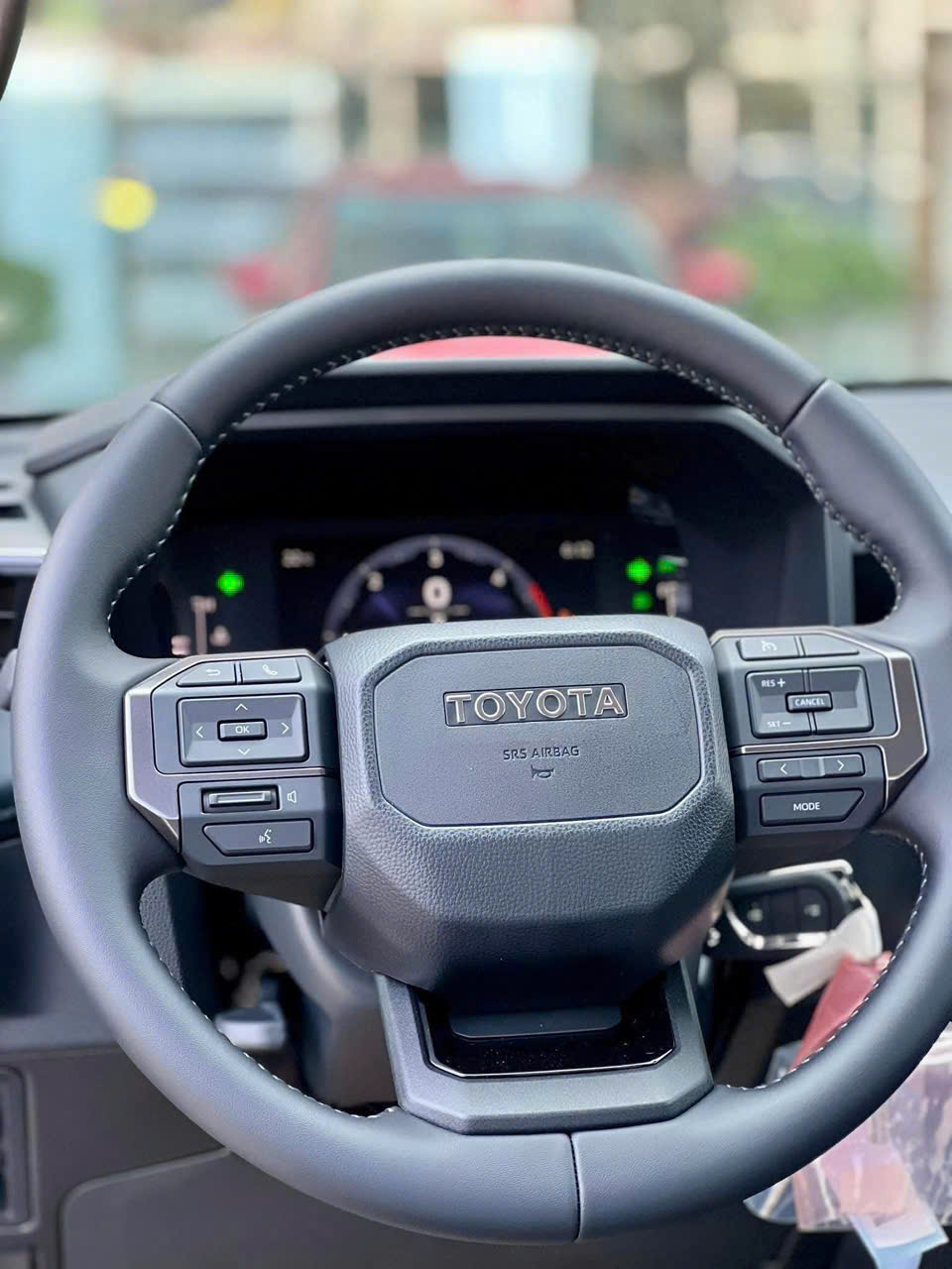 Toyota Hilux Pro 2.8L 4x2 AT