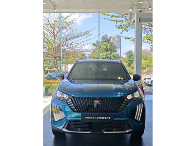 New Peugeot 2008 ICONIC