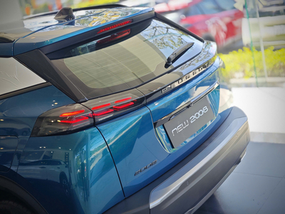 New Peugeot 2008 ICONIC