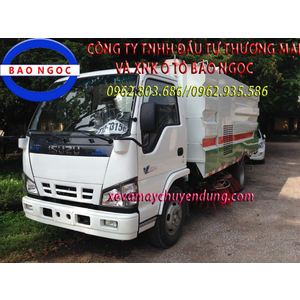 Xe quét hút bụi đường 5 khối isuzu