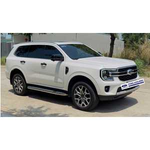 Everest Titanium 2 cầu 2023