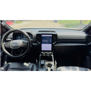 Everest Titanium 2 cầu 2023