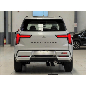 Mitsubishi Destinator Premium