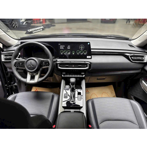 Mitsubishi Destinator Premium