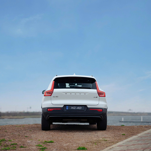 Volvo XC40 Ultra Dark