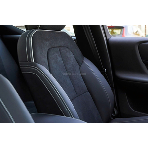 Volvo XC40 Ultra Dark
