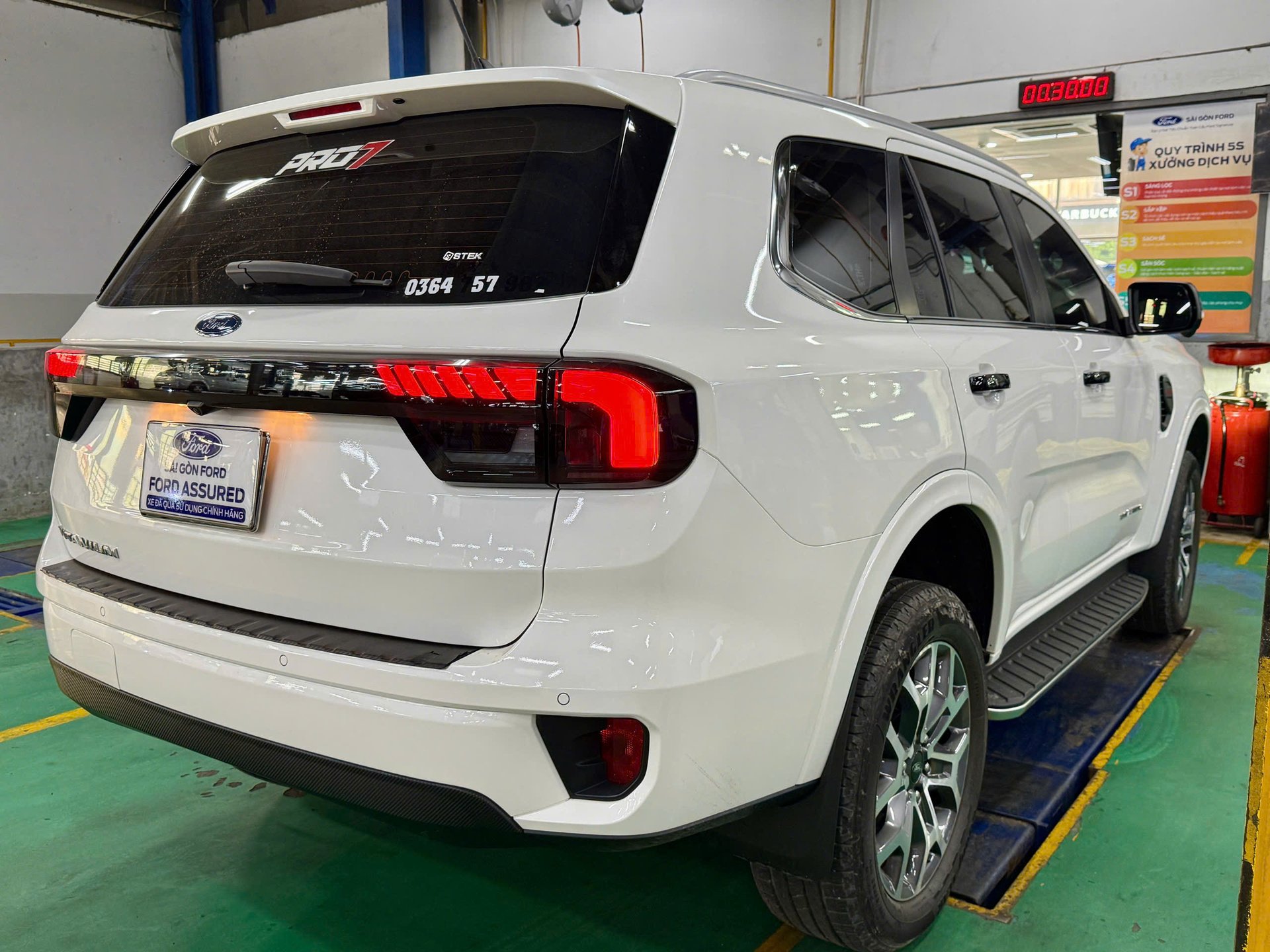 Everest Titanium 2024 Sơn Zin Cả Xe