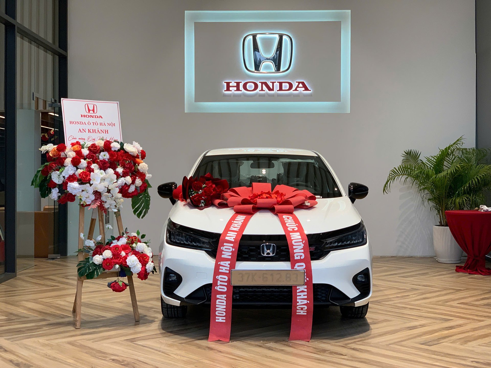 Mua Honda City trả góp 2026 cần bao nhiêu tiền? Tính chi tiết từng tháng