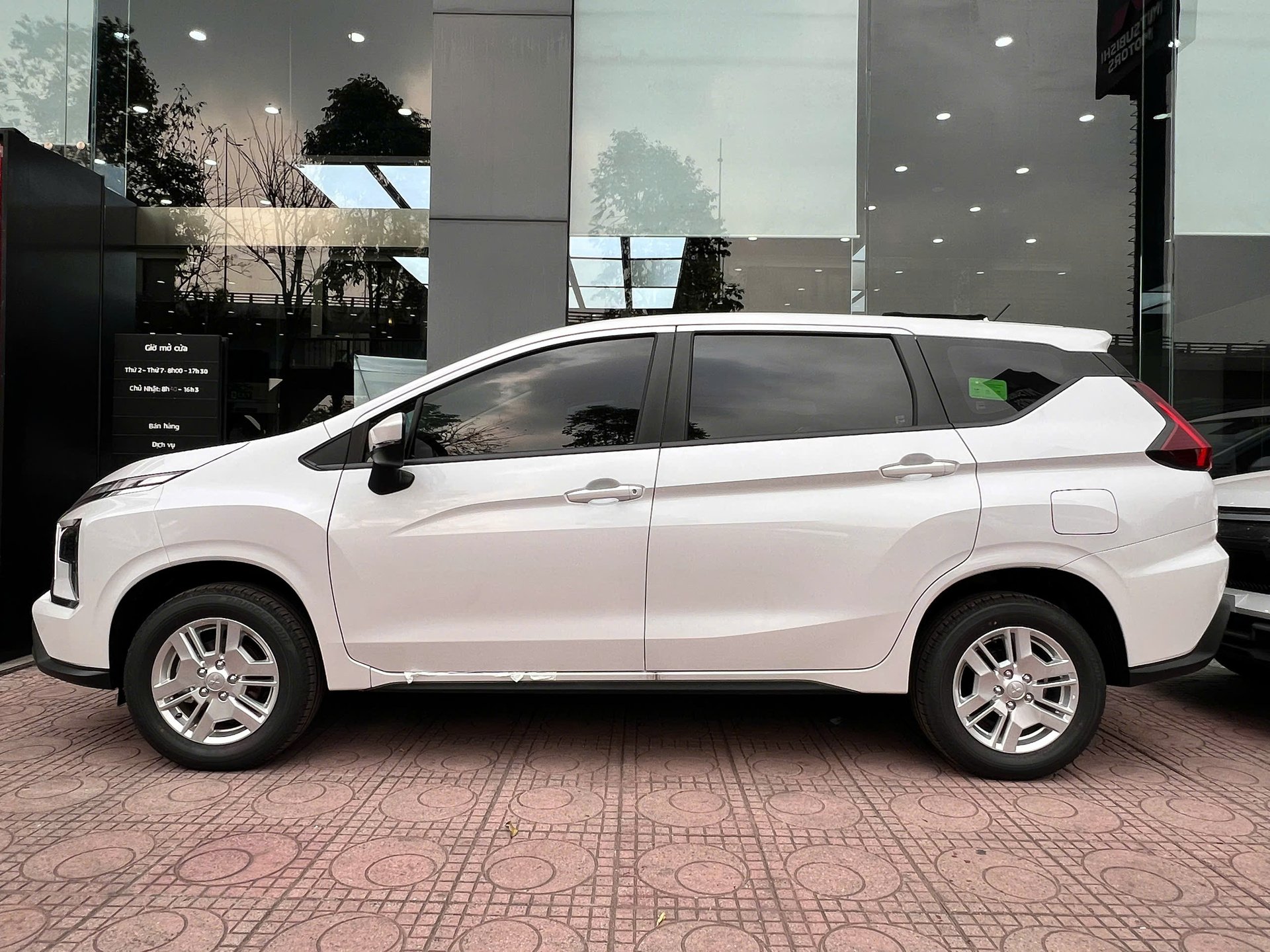 Mitsubishi Xpander MT