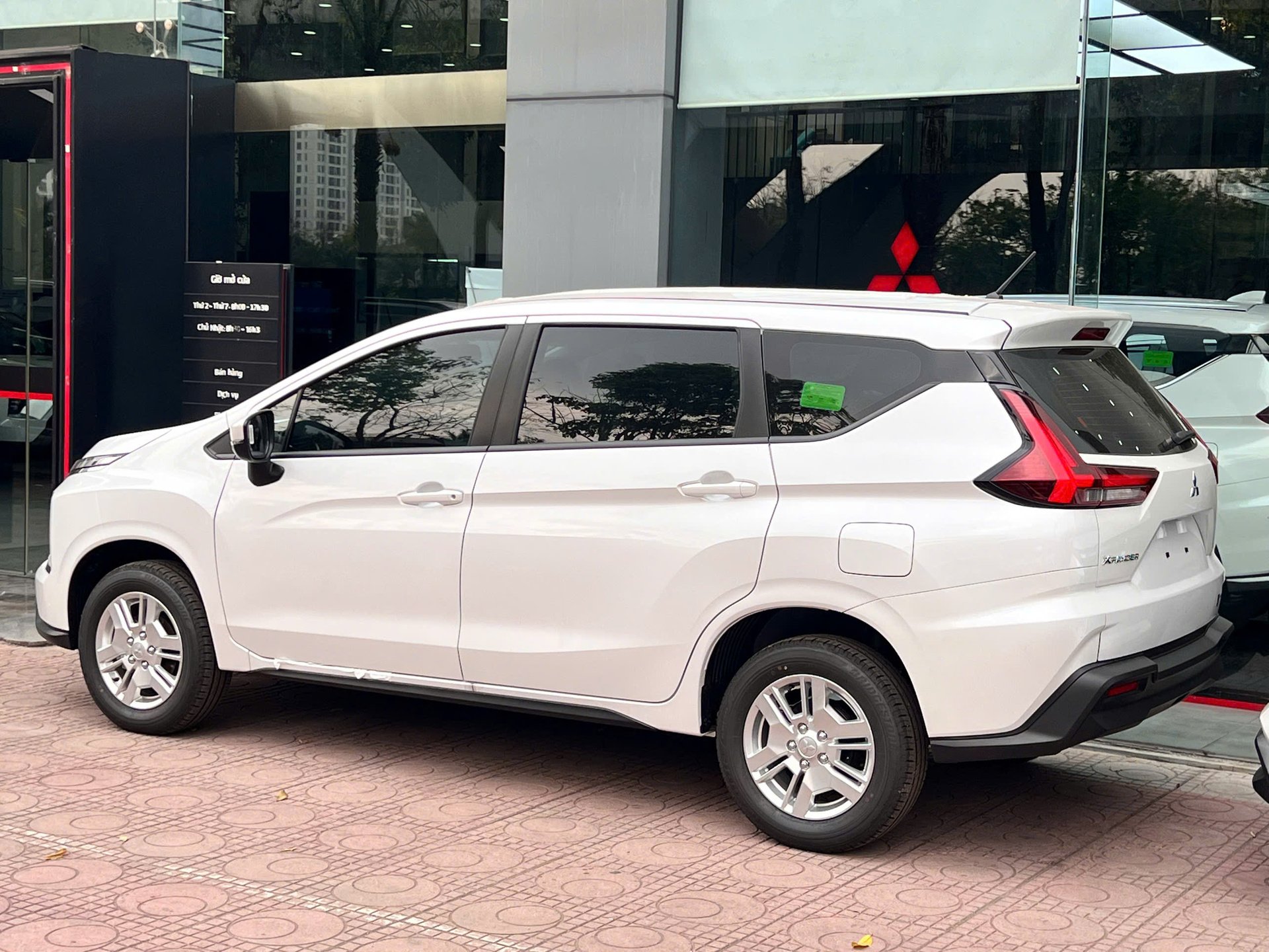 Mitsubishi Xpander MT
