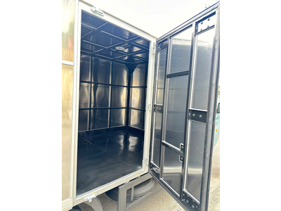XE TẢI K250 THÙNG KÍN BỬNG NÂNG 1 tấn 9 THÙNG DÀI 3m5