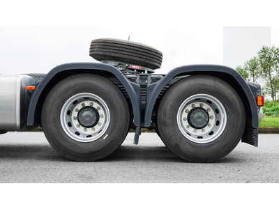 XE ĐẦU KÉO HOWO SINOTRUK T7H 6X4 CẦU LÁP