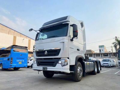 ĐẦU KÉO SINOTRUK HOWO T7H 440PS ĐỘNG CƠ MAN NHẬP KHẨU
