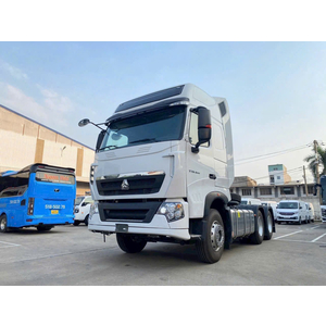 ĐẦU KÉO SINOTRUK HOWO T7H 440PS ĐỘNG CƠ MAN NHẬP KHẨU