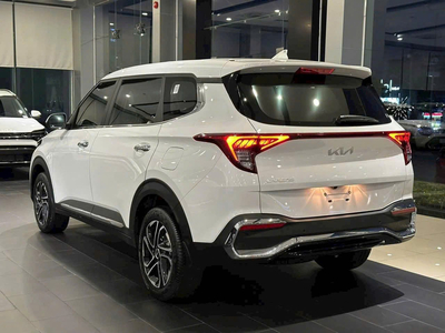 KIA Carens 1.5G IVT