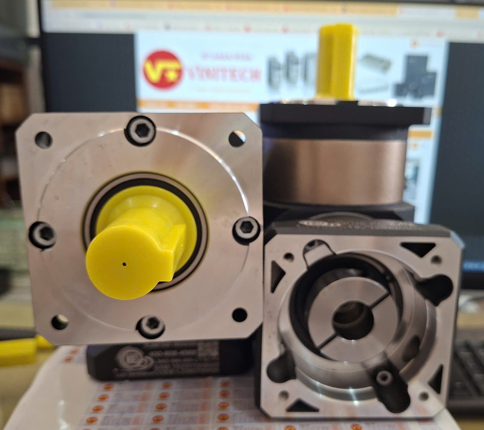 HỘP SỐ GIẢM TỐC HÀNH TINH VUÔNG GỐC CHO ĐỘNG CƠ AC SERVO 750W TỈ LỆ 1/5 1/10 MỚI LSRZ090 Loz Gearbox Mặt Bích 90mm